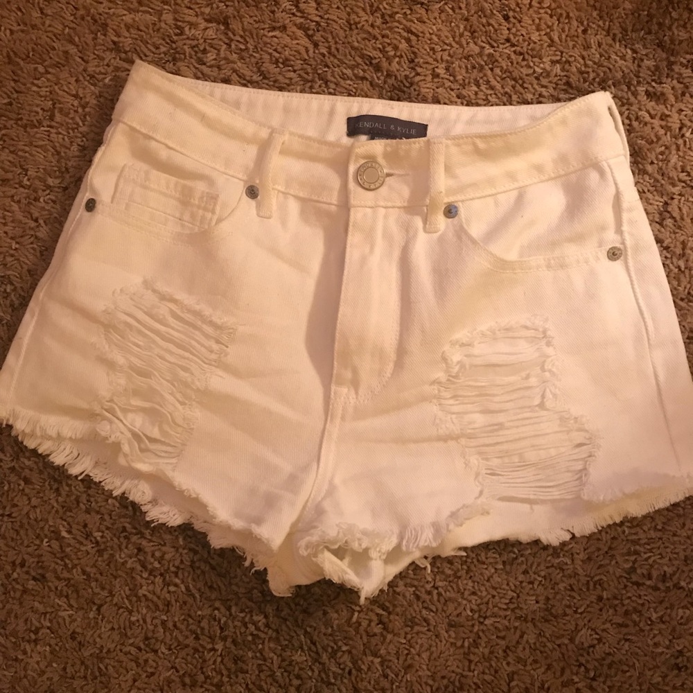 Kendall and Kylie deconstructed white short